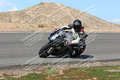 media/Feb-05-2023-Classic Track Day (Sun) [[c35aca4a42]]/Group 3/session 3 turn 13/